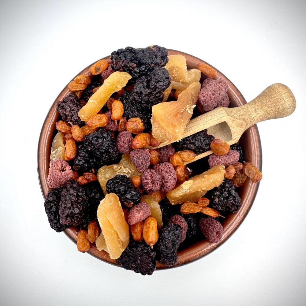 100% Dry Fruit Mix (Natural dry Sea Buckthorn Berries - Blackberries - Raspberries - Crystallized Ginger) High Energy Superfood